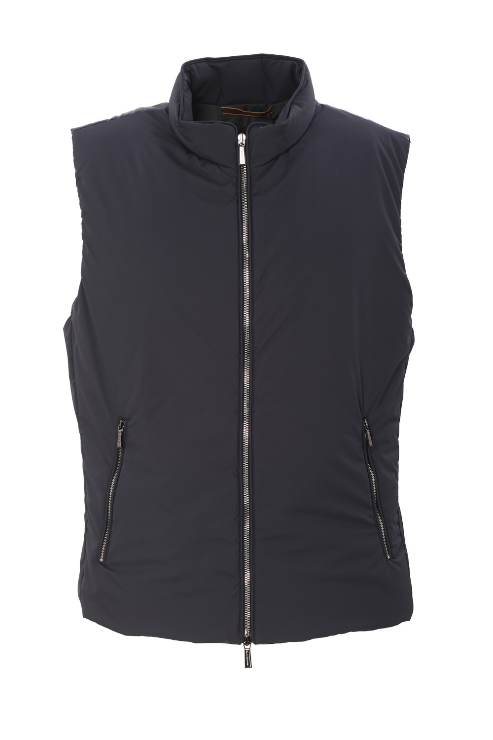 shop MOORER  Gilet: Moorer gilet liscio, foderato con imbottitura light in piuma d'oca.
Realizzato in tessuto tecnico super leggero, opaco, resinato idrorepellente e down proof.
Chiusura frontale con zip doppio cursore.
Tasche laterali verticali a filetto con zip.
Trapuntato internamente a boudin e rifinito con inserti in flanella tecnica melange.
Tasche interne porta documenti.
Composizione esterna: 100% poliestere.
Made in Italy.. UROS SKT-U0497 number 9804273